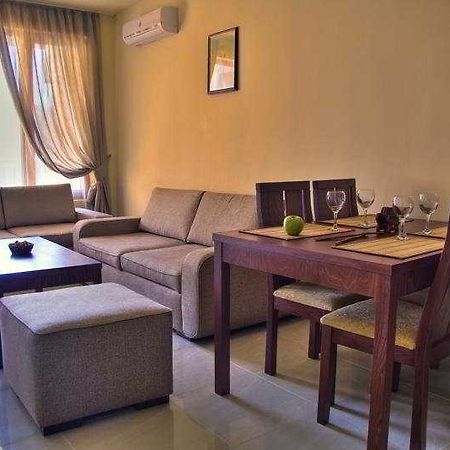 Sunflower Aparthotel Slăntjev Brjag Exteriör bild
